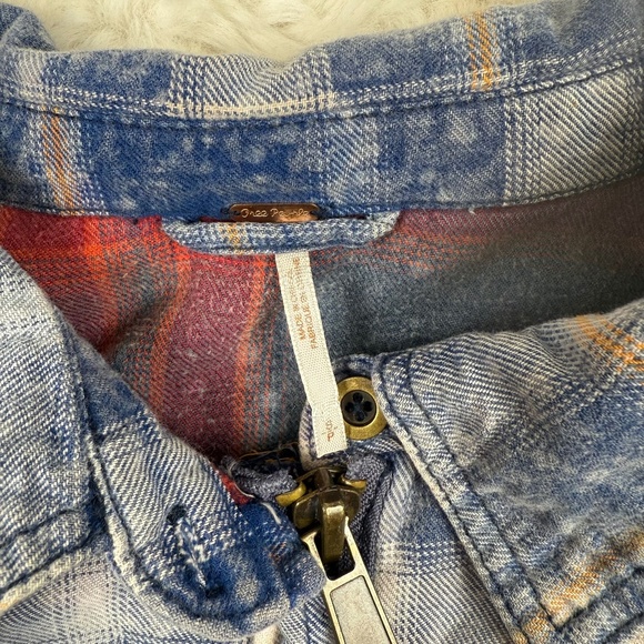 Free People Deconstructed Shirt Jacket Plaid Metal Stud Detailing Women's Small - Picture 4 of 8